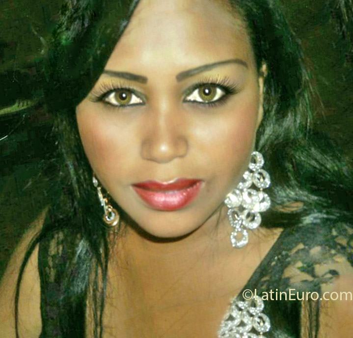Date this good-looking Colombia girl Dayana from Cali CO13853