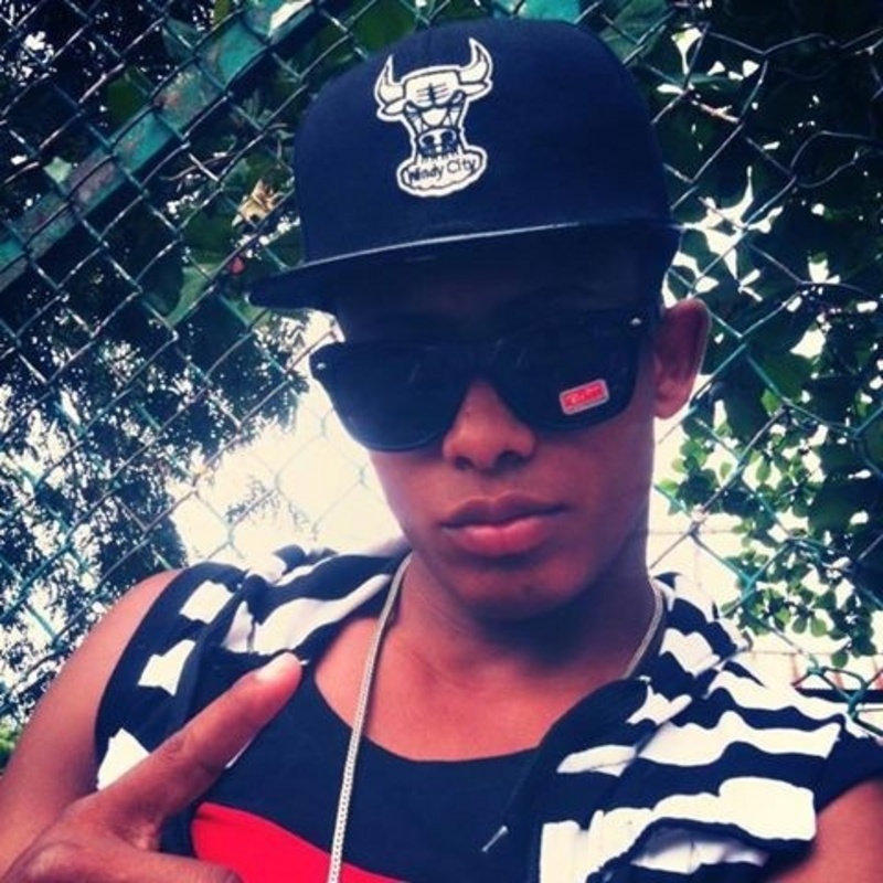 Date this hot Dominican Republic man Randymanuel from La Vega DO17106