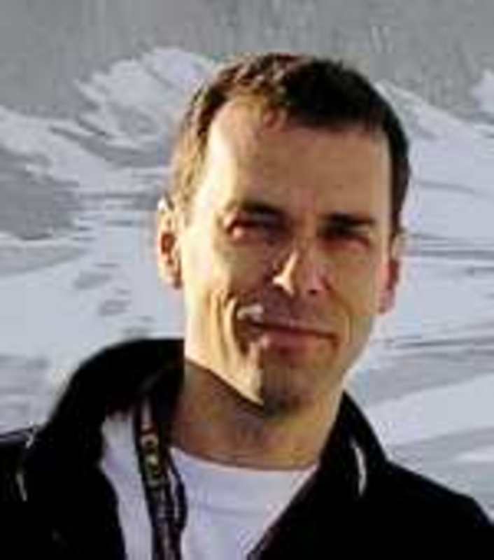 Date this cute Canada man Funbiz from Calgary CA594