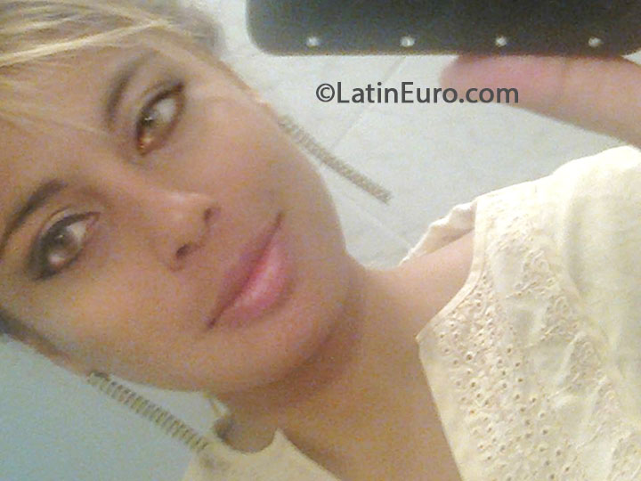 Date this funny Brazil girl Pamela from Sao Paulo BR8121