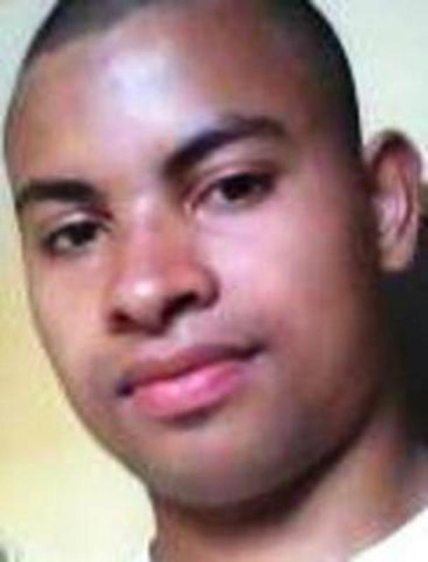 Date this attractive Brazil man Rog&Atilde;&copy;rio from Belo Jardim BR8236