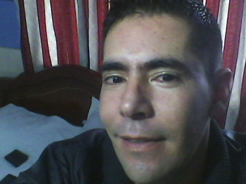 Date this beautiful Colombia man Fernando 40 from Mosquera CO14487