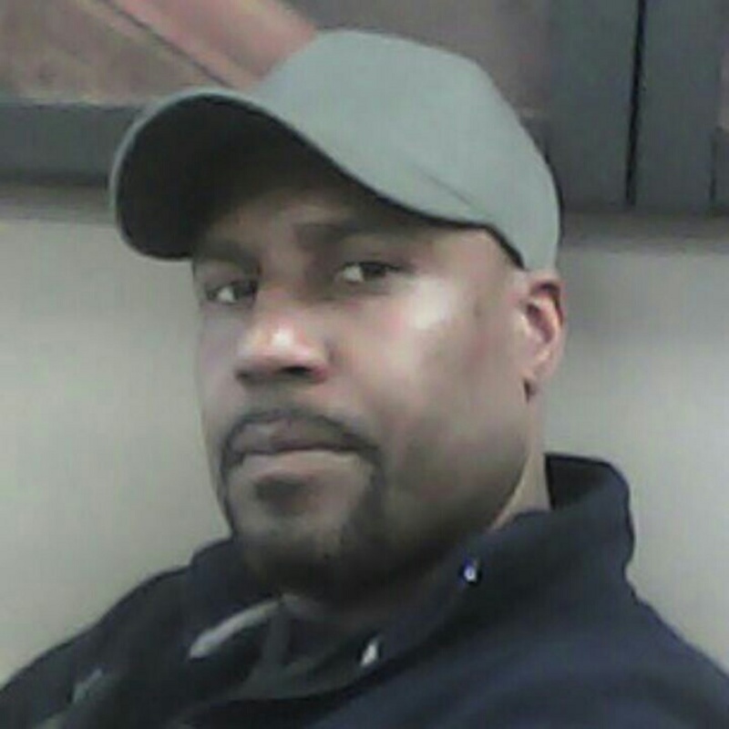 Date this voluptuous United States man Crom from Boston US14664