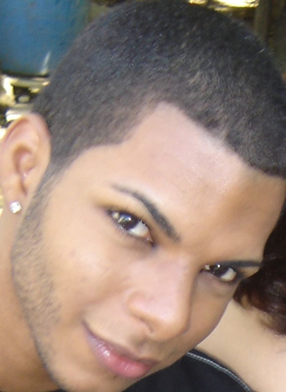 Date this athletic Dominican Republic man Cesar from Santo Domingo DO17782