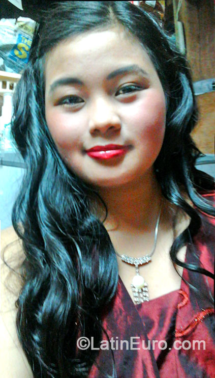 Date this foxy Philippines girl Chonelyn from Calbayog PH592