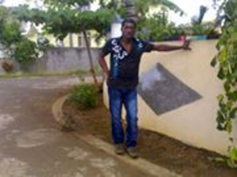 Date this nice looking Mauritius man Nico4 from Goodlands MU3