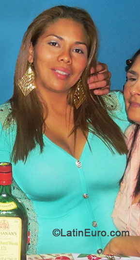 Date this voluptuous Colombia girl Mary from Medellin CO14647