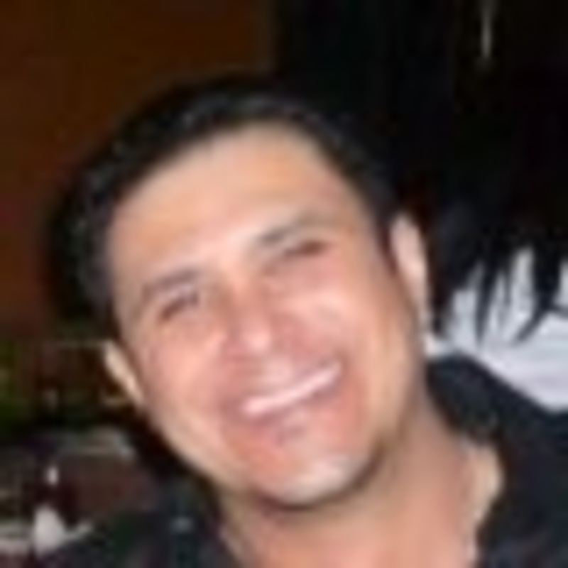 Date this charming United States man Robert1968 from San Antonio US14755