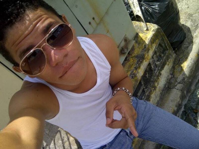 Date this sensual Dominican Republic man Apolinar from Santo Domingo DO18203