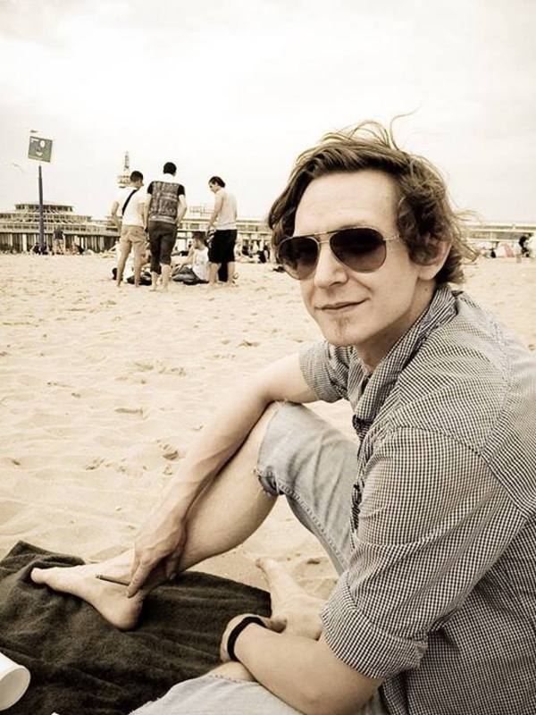 Date this foxy Netherlands man AndrewWilliams from Leiden NL237