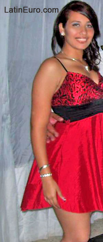 Date this cute Venezuela girl Kendie from Puerto Ordaz VE129