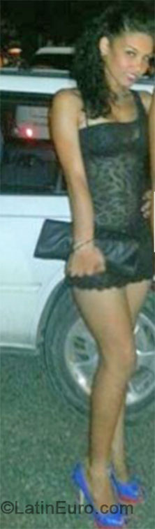 Date this delightful Dominican Republic girl Samantha from Santo Domingo DO18813
