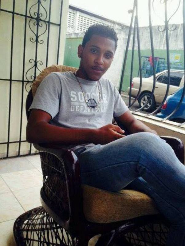 Date this happy Dominican Republic man Geral from Santo Domingo DO18985