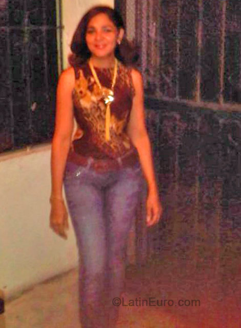 Date this tall Dominican Republic girl Ivelisse from Santo Domingo DO19199