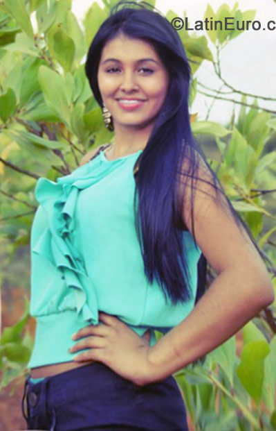 Date this passionate Colombia girl Angie mesa from Medellin CO15421