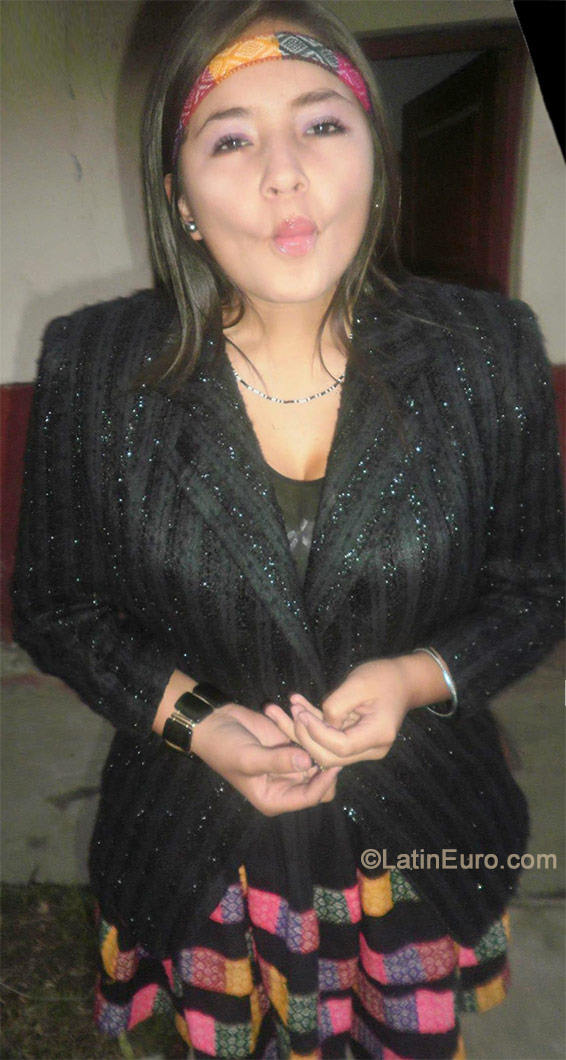 Date this lovely Peru girl Angela from Cusco PE993