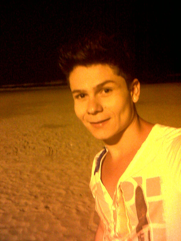 Date this sultry Colombia man Fabian from Bucaramanga CO15448