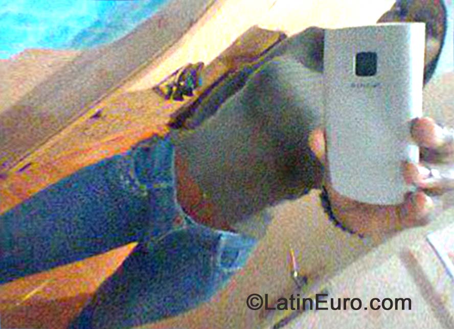 Date this attractive Brazil girl Poliania from Ubatuba BR8894