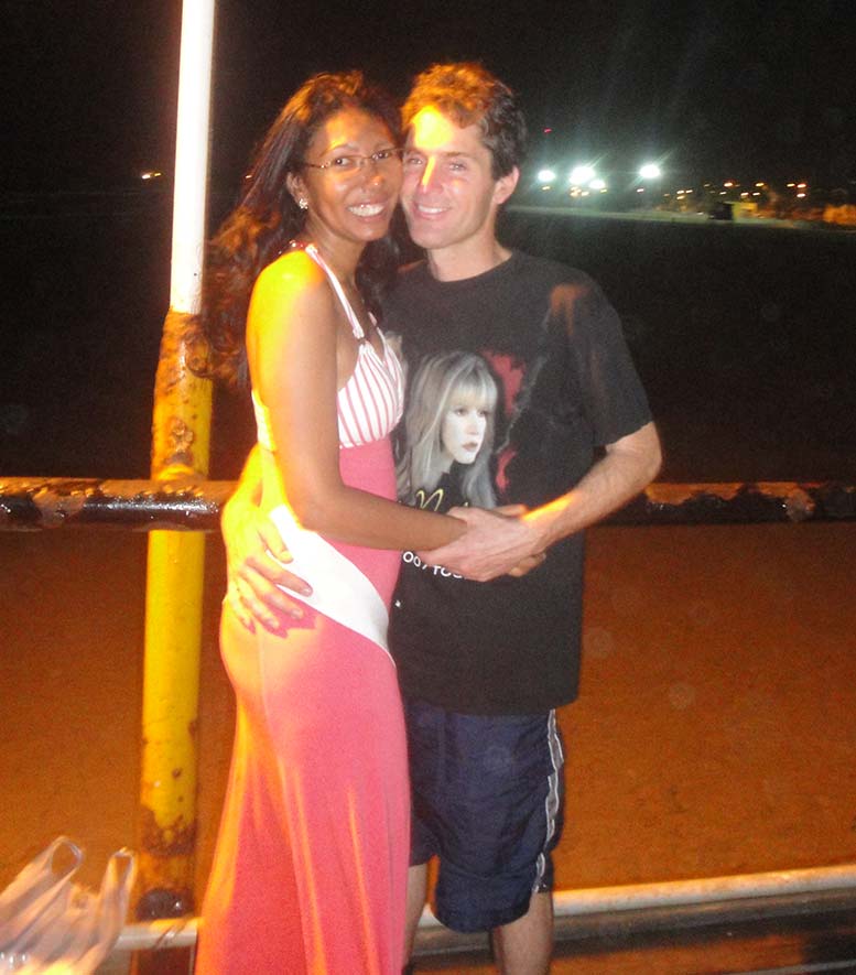 Date this good-looking Dominican Republic girl Thanks LatinEuro from Thanks LatinEuro DO19537