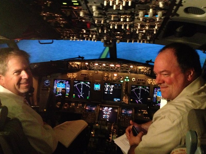 Date this hot United States man Piloto from San Francisco US15279