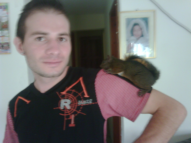 Date this voluptuous Colombia man Julianhernan from Armenia CO15866