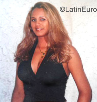 Date this fun Brazil girl Pollyanna from SALVADOR BR8955