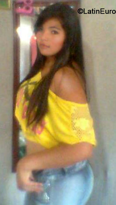 Date this fun Colombia girl Luisa fernanda from Cali CO15957