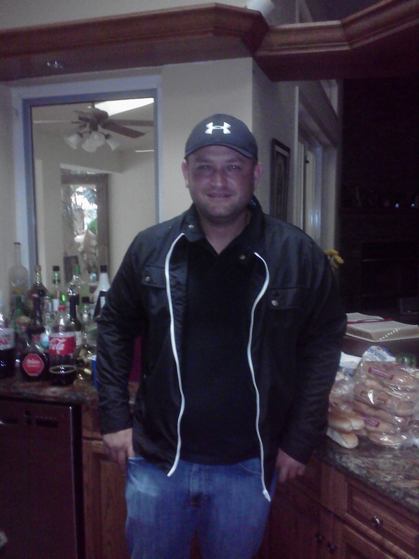 Date this exotic Colombia man Giovanni from Pereira CO15994