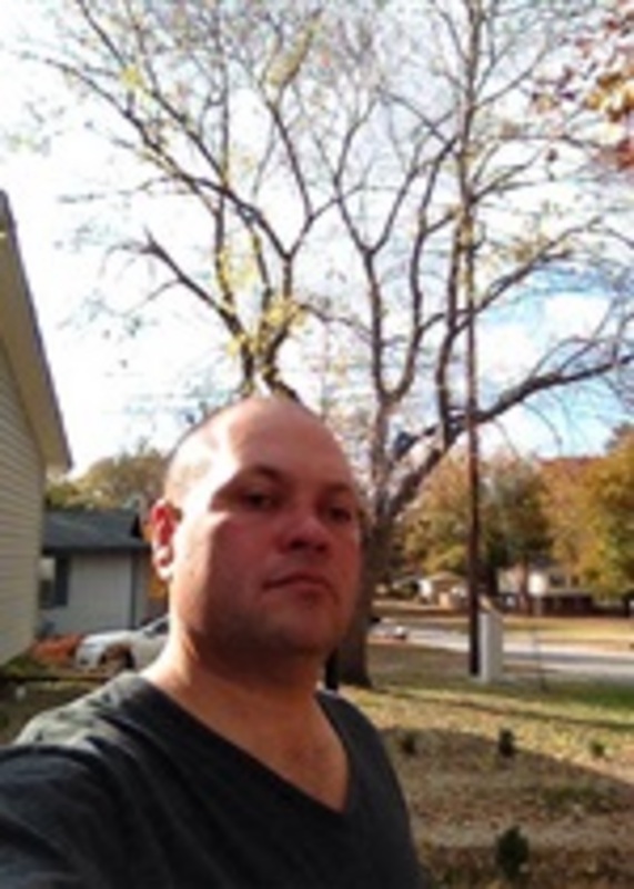 Date this attractive United States man Omar alberto from Simpsonville US15396