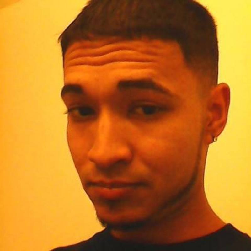 Date this charming United States man Hector from Richmond US15403