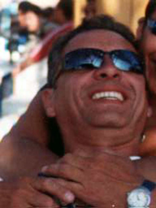 Date this nice looking Peru man Carlos from Lima PE1020