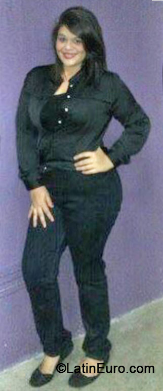 Date this young Venezuela girl Dayania from Maracaibo VE304