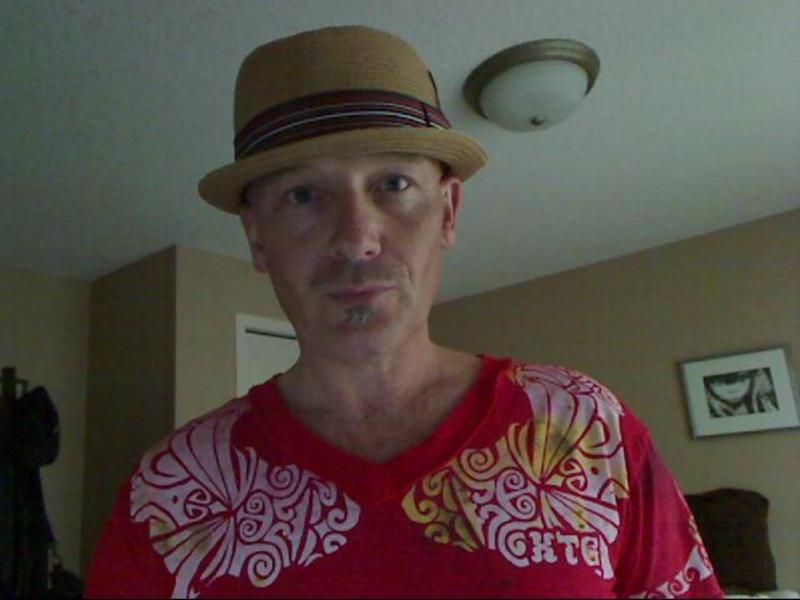 Date this lovely Canada man BooBooBear from Calgary CA630