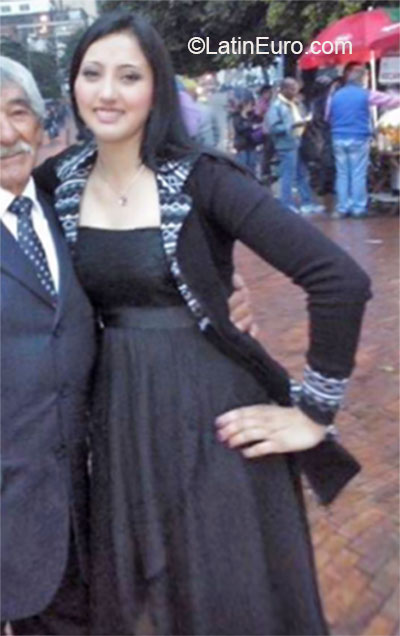 Date this young Colombia girl Nataly ocampo from Bogota CO16328