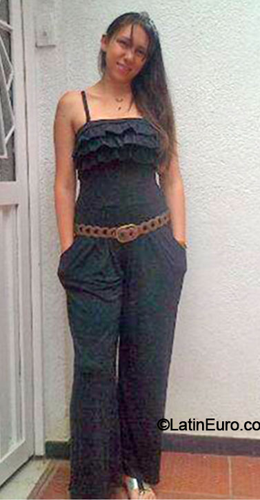 Date this sensual Colombia girl Alejandra from Bogota CO16364