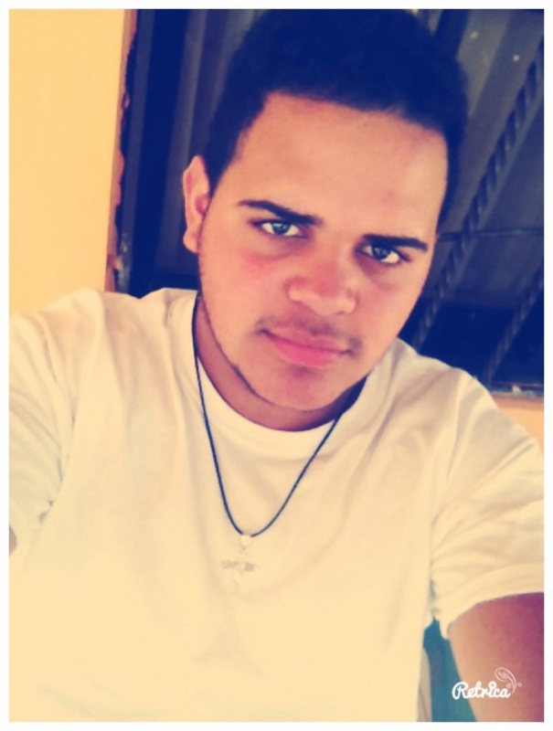 Date this pretty Dominican Republic man Alejandro from Constanza DO20462
