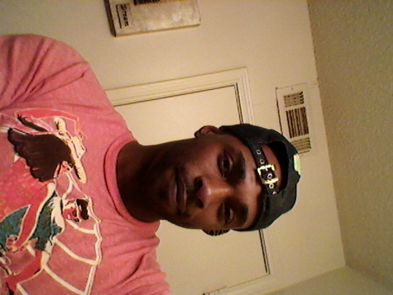 Date this young United States man Jerrett from Atlanta US15632