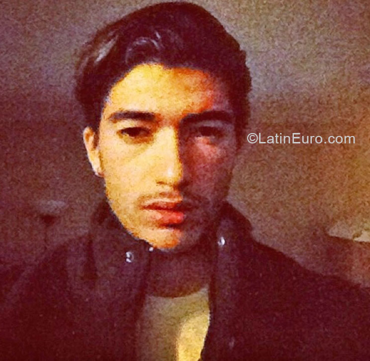 Date this good-looking United States man Russell from Los Angeles US15653