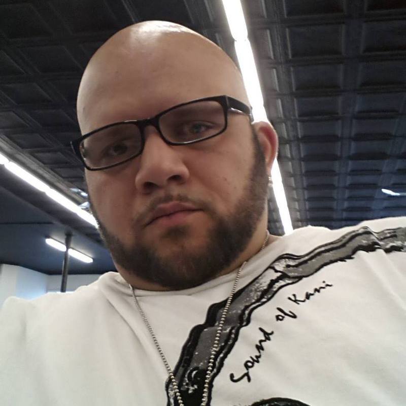 Date this georgeous United States man Edwin from Dorchester US15665