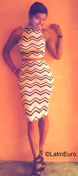 Date this funny Dominican Republic girl Maria from Santo Domingo DO20711