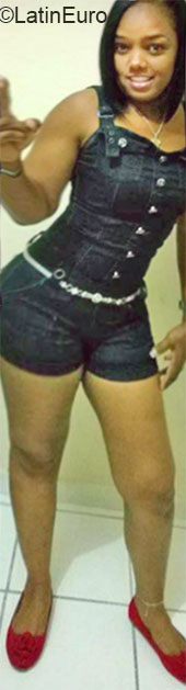 Date this voluptuous Dominican Republic girl Alejandrina from Santo Domingo DO20731