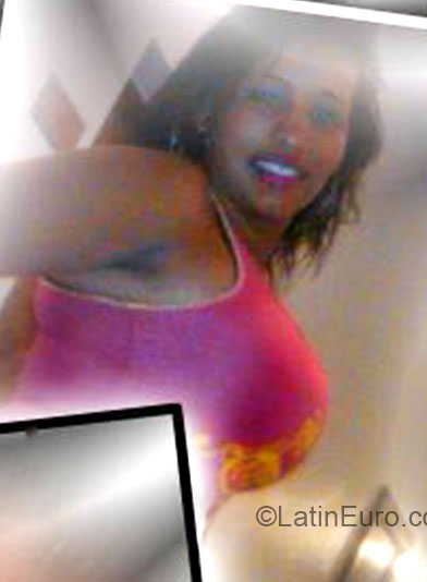 Date this gorgeous Dominican Republic girl Annetie from La Vega DO20783