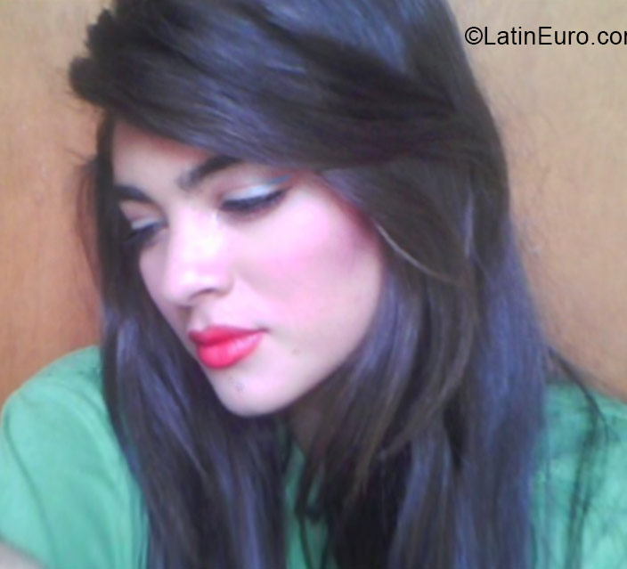 Date this delightful Venezuela girl Dalaida from Maracaibo VE370