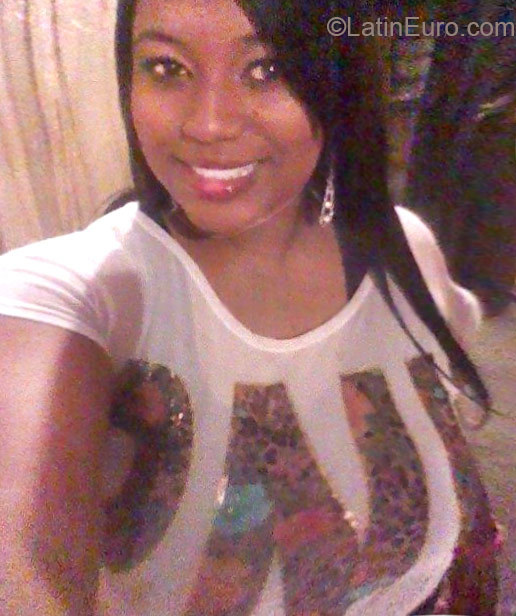 Date this beautiful Colombia girl Isabel from Cali CO16843