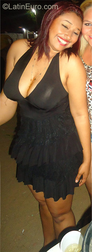 Date this good-looking Brazil girl Musia from Fortaleza BR9208