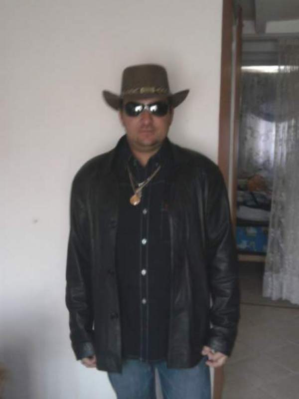 Date this gorgeous United States man Jairo humberto from Nueva York US15873