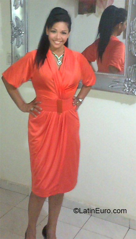 Date this athletic Panama girl Janeth from Panama City PA558