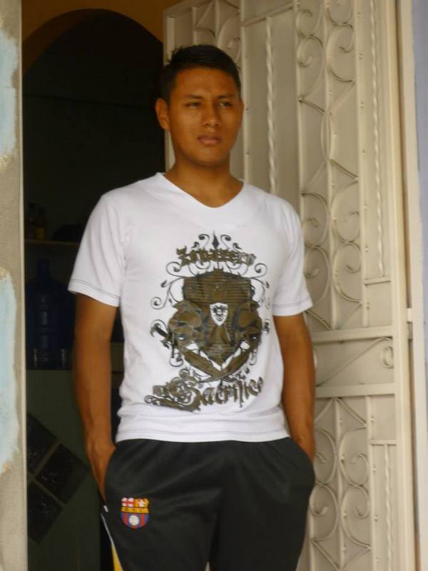 Date this young Colombia man Andres from Bogota CO16992
