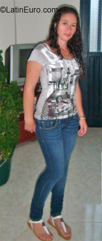 Date this passionate Panama girl Liliana from Panama City PA570