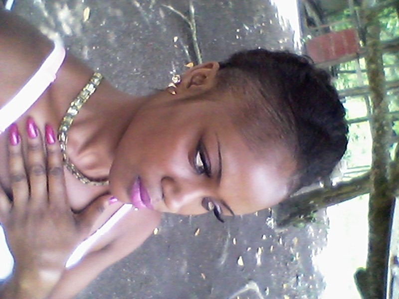Date this hard body Jamaica girl Chikoda from St Elizabeth JM2709